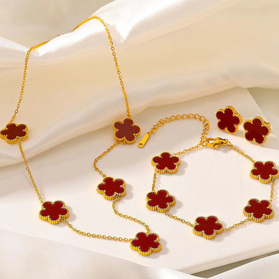 Mua High Quality 13mm 15mm Four Leaf Clover Jewelry Set Stainless Steel Green Red White Black 18K Gold Jewelry Clover Sets sản xuất trực tuyến