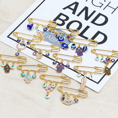 Popular Blue Eye Baby Pin Brooch Protection Safety Mental Palm Hand Evil Eye Collar Pin for Women
