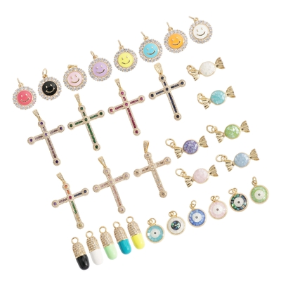 Wholesale New Design Brass Plated 18K Real Gold Sparkling Diamond Cross Charms for Jewelry Making